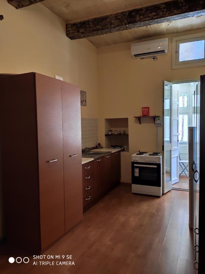 One Bedroom Studio House *